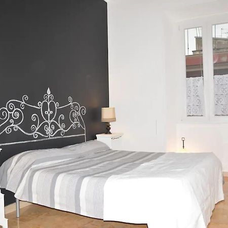 Cosy Apartment - 5 Minutes Walk From Colosseum エクステリア 写真